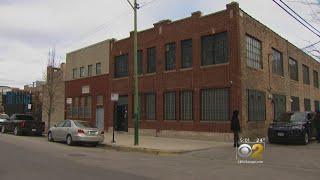 City Of Chicago Fighting To Get Into R. Kellys Studio