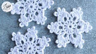 ️How to Crochet a Simple and Easy Snowflake