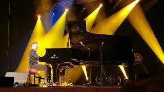 Peter Bence - Clapping Song   live in Linz 2019