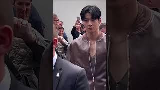 Fashionista Cha Eun-woo