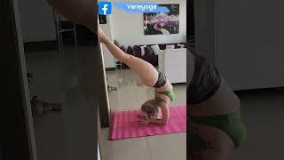 Learn how to make the Forearmstand scorpion against the wall  Pincha Scorpion contra la pared