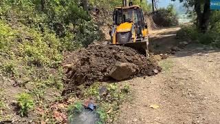 Covering and Protecting Village Water Supply Pipe-JCB Backhoe