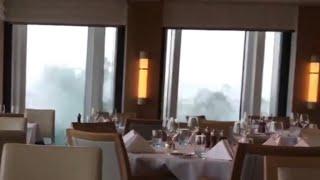 Viking sky video from the restaurant hit by a big wave the 23-03-2019