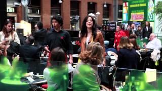 Street marketing. SMASH en vivo - AXN White. Atocha MAdrid Flashmob