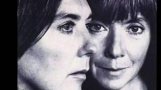 Kate & Anna McGarrigle - Mendocino