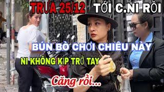 TRƯA 2512 HỒNG LOAN BẶT KHÓC KHI NI BỊ CHUYỆN RỒI BÚN BÒ CHƠI CHIÊU NÀY QUÁ ÁC