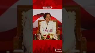 Megawati  Profesor saya itu 2  Doktor nya 9 