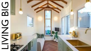 Dream Sunshine Coast Modern Beachy Tiny House - The Rasa Mahal