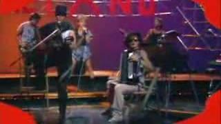 La fiesta nacional - MECANO