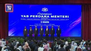 Penjawat awam malas cuai tak hadir kerja tidak dapat kenaikan gaji - PM