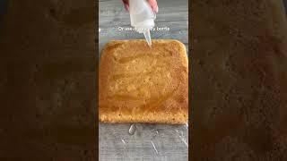 The secret to a super moist cake School cake tutorial