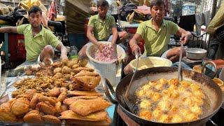 Bengalis Favourite Evening Snacks Price ₹ 10- Only । Expert Of Pakoda Making । Indian Street Food