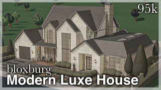 Bloxburg - Modern Luxe Family House Speedbuild exterior