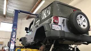 Jeep Wrangler JKU 4” Procomp Lift & 3157017 Falken Wildpeak AT3W