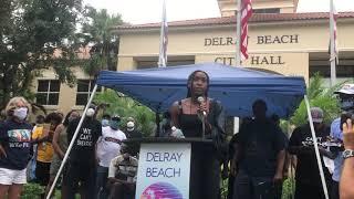 Tennis star Coco Gauff speaks to crowd at protest in Delray Beach