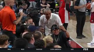Barack Obama in Las Vegas catching the Team USATeam Canada Olympics exhibition game