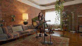 Lizzy McAlpine - firearm live acoustic