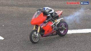 FAST NITRO RC MOTORBIKE races ELECTRIC RIDERS Cotswold MCC
