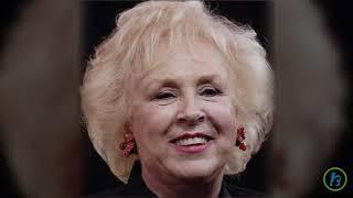 Doris Roberts Dies in her sleep of natural causes