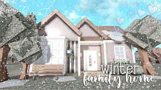 BLOXBURG Winter Family House - tour & tutorial 