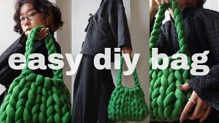 how to hand crochet a bag hand knit chunky yarn bag tutorial