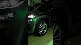 Космічний Škoda Kodiaq Laurin&Klement в нічному освітленні 🪐