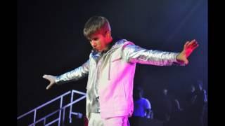 Justin Bieber Lip Syncing At Billboard Music Awards 2016 - VIDEO