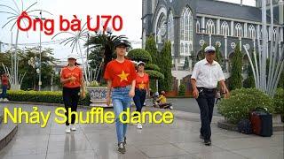 Ông bà U70 nhảy Shuffle Dance cùng con cháu - Thương quá Việt Nam