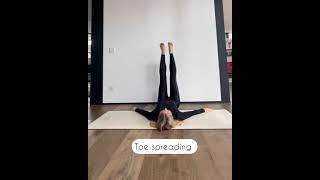 Yoga and Stretching at Home ‍️ Toe soteading