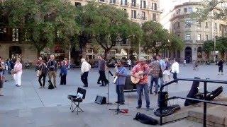 JUSTI & GON SUPER MUSICIANS  BARCELONA  STREET MUSIC 3