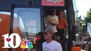 Vols arrive to celebrate College World Series victory in Knoxville