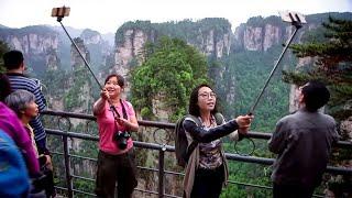 Hunan the world of Avatar threatened by tourism