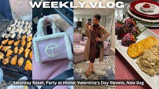 WEEKLY VLOG Saturday Reset + VDAY Superbowl Party DIY Chocolate Strawberries + Whats in my Bag.