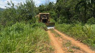 Stressful Caterpillar D6R XL Bulldozer Builds Rocky Road Over Mountain