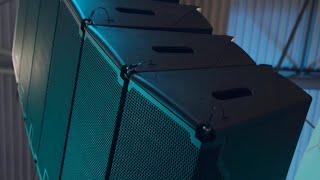 JBL SRX900 Powered Line Arrays & Subwoofers  Quick Look from Integrated Systems Europe