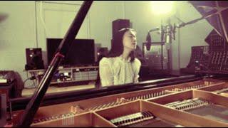 Sarah Kinsley - The King Live from the Studio