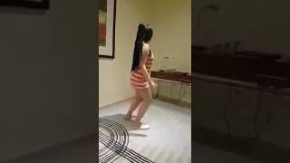 رقص بنت عمانية لحبيبها. العراقي 