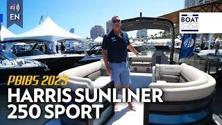 HARRIS SUNLINER 250 SPORT seen at the Palm Beach Boat Show 2023 - The Boat Show