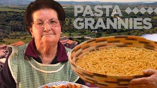 Discover Francescas handmade fusilli from Sardinia called andarinos  Pasta Grannies