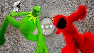 Kermit The Frog and Elmo get a 360 Camera