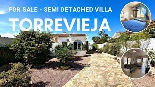 FOR SALE SEMI-DETACHED VILLA IN TORREVIEJA