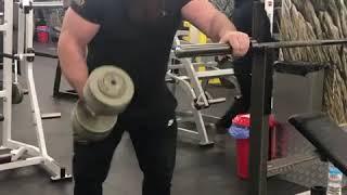 Genadi Kvikvinia 50kg on biceps