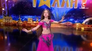 Маргарита Литвиненко  -  восточный танец Україна має талант-8.Діти 09.04.2016