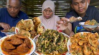 Semur Jengkol Barbar Urap Genjer Mantap Peyek Udang Goreng Dan Tahu Isi Pedas Menu Paling Enakkk