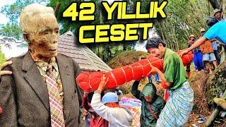 42 YILLIK MEZARI AÇTILAR VE CESETLERİ TEMİZLEDİLER - ENDONEZYA TORAJA