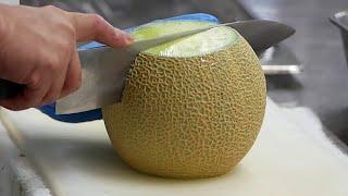 Best Melon Cutting Japanese Skills How to Cut a Cantaloupe