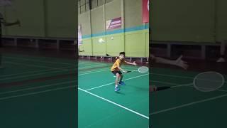 FOOTWORK UNTUK PEMAIN BADMINTON #badminton #badmintonindonesia #shortsvideo #shorts