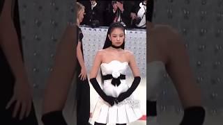 Jennie Kim at the Met Gala 2023 ️