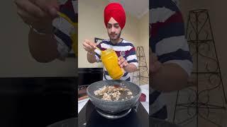 Trying viral *tadka wala Dahi * Jhanvi kapoor favourite  street food @Param_aedy #shorts