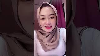 senputt berdiri terspatan cantik bgt